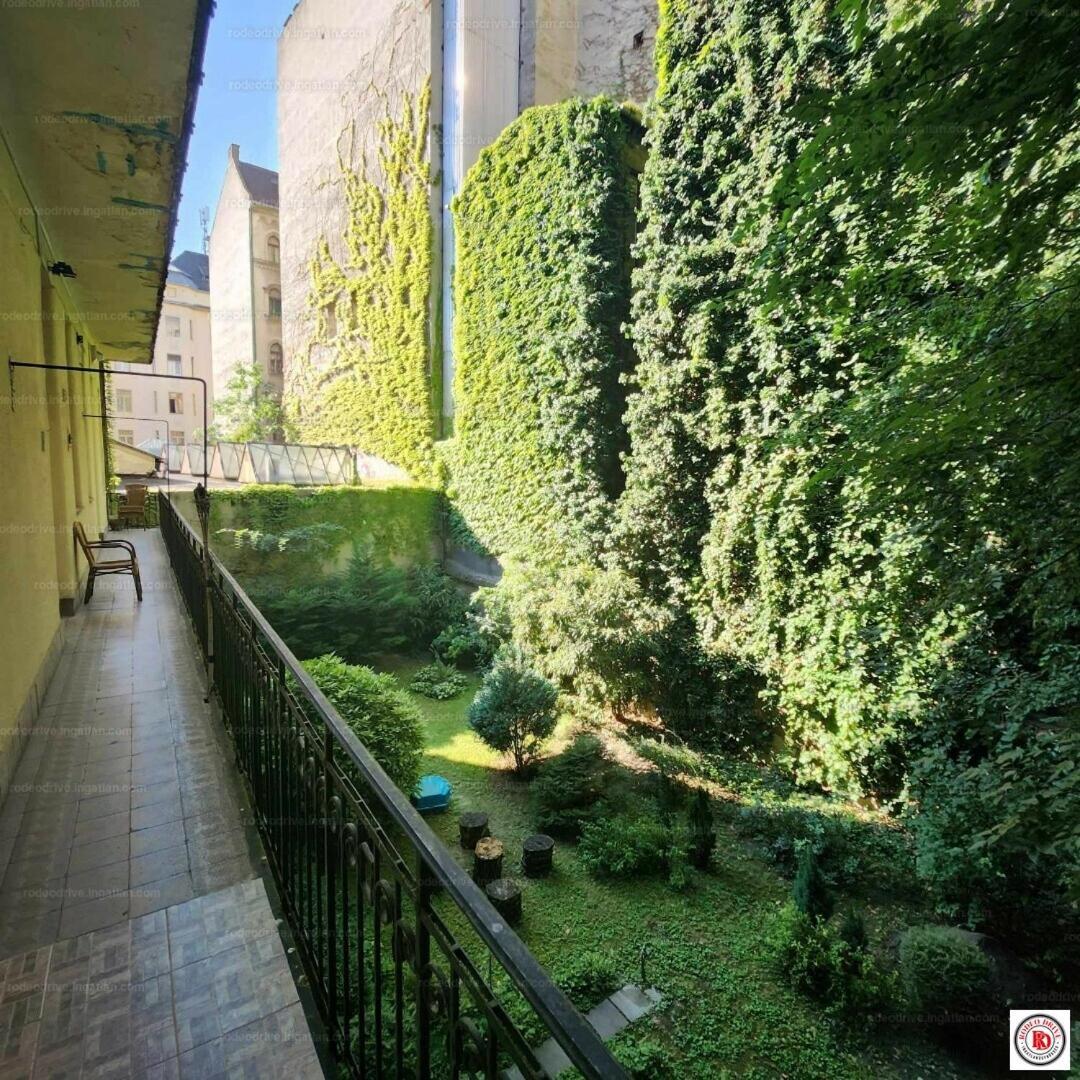 Apartamento Kriszti Budapest Exterior foto