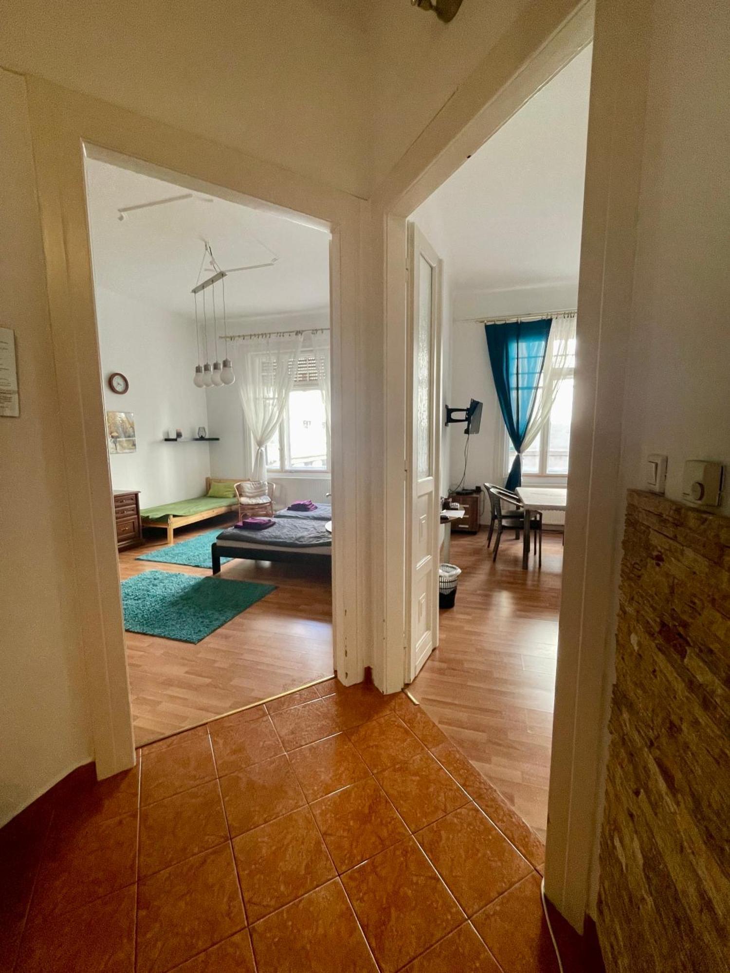 Apartamento Kriszti Budapest Exterior foto